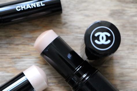 baume essentiel chanel transparent